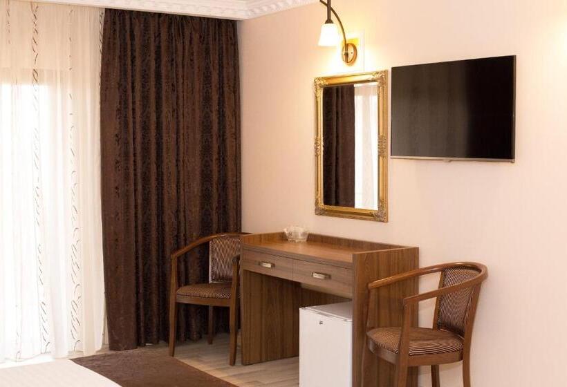 Номер Стандарт с Балконом, Complex Azar