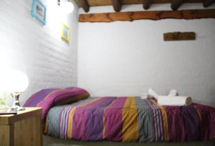 标准间, Montaña Negra