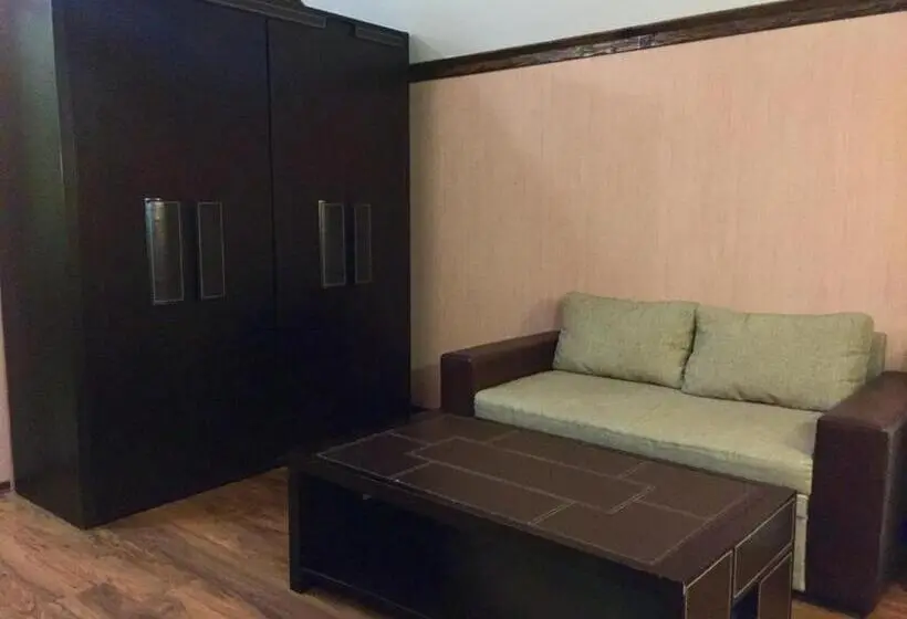 Suite, Arcadia