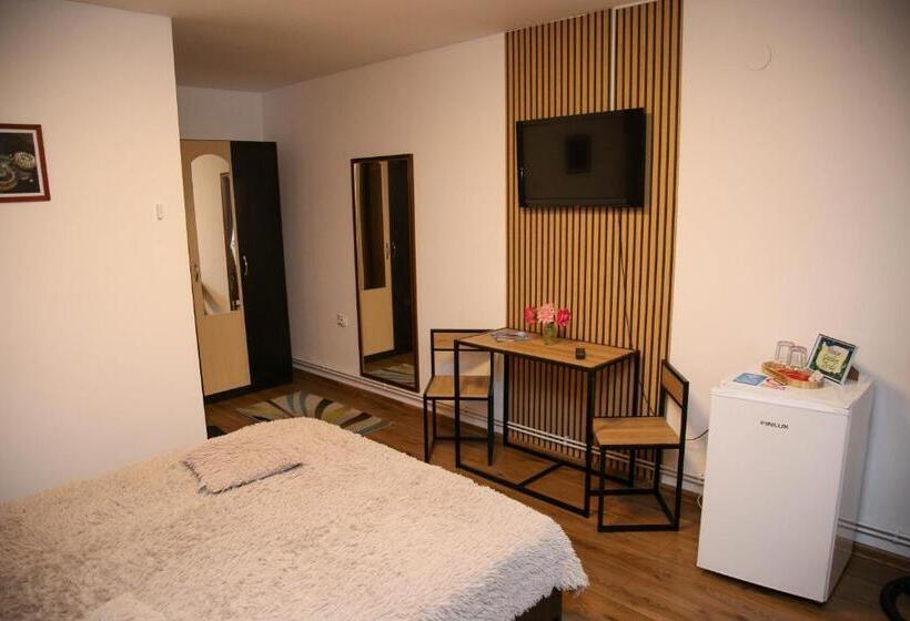 اتاق استاندارد, House Garden