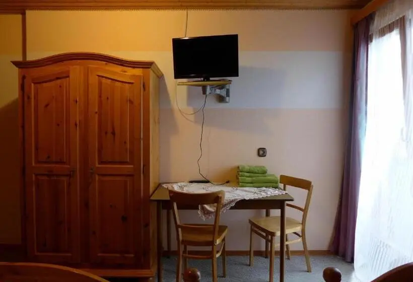 スタンダードトリプルルーム, Gästehaus Zussner