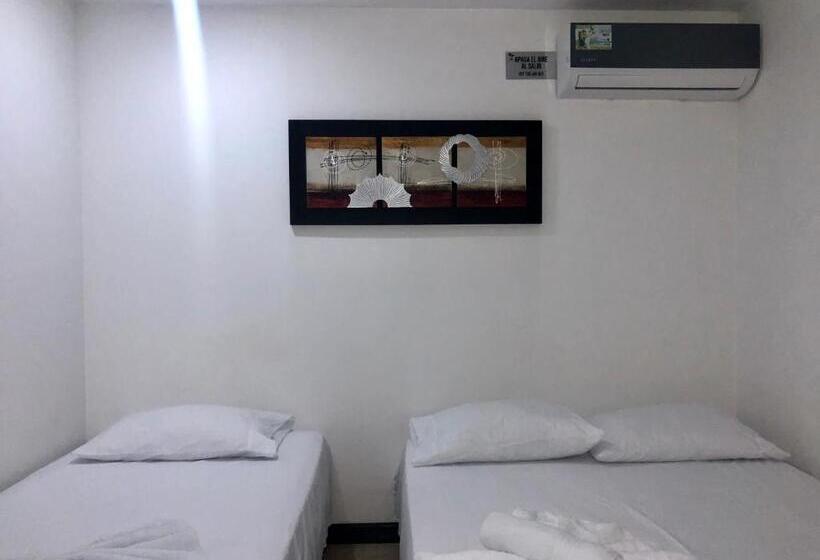 Economy Triple Room, Apartamentos Martinez