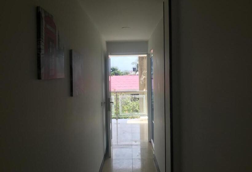 اتاق استاندارد سه نفره, Apartamentos Martinez