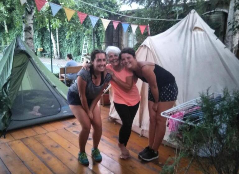 چادر با خدمات رفاهی استاندارد, Base For Adventurers   Urban Guerrilla