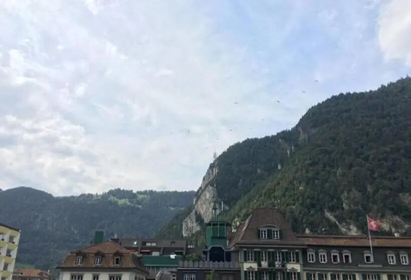 4 Bett Standardzimmer, Interlaken Marco Hostel