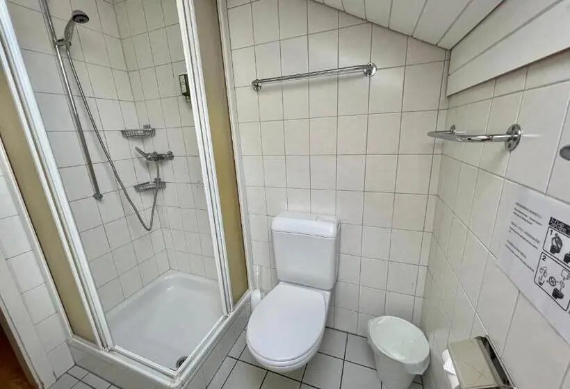 Standardzimmer Geteiltes Bad, Interlaken Marco Hostel