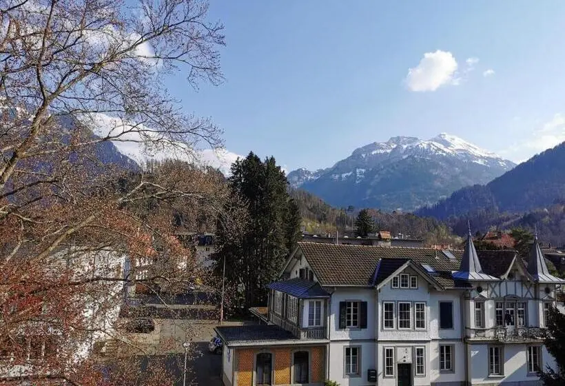 4-Bett-Standardzimmer Geteiltes Bad, Interlaken Marco Hostel