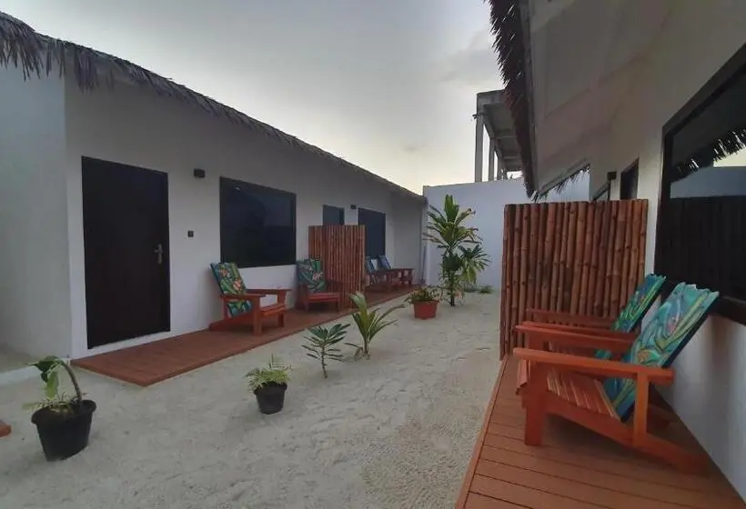 اتاق استاندارد با چشم‌انداز باغ, Blue World Dharavandhoo