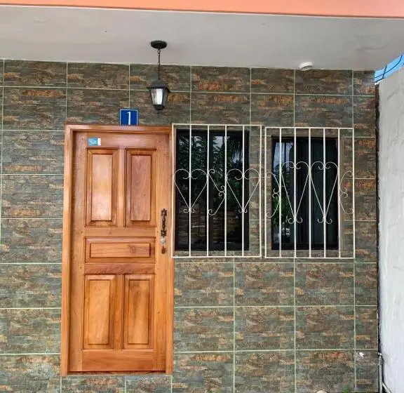اتاق استاندارد, Casa De Huespedes Milena