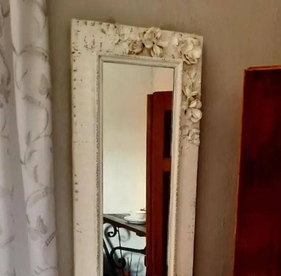エコノミールーム, Cathy's Guest House