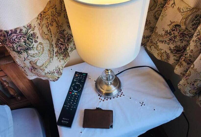 غرفة عائلية مطلّة علي البحر, Hostal Y Cabañas Mirando Al Mar