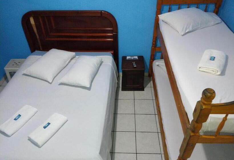 スタンダード4人部屋, Pousada Paulista Santos