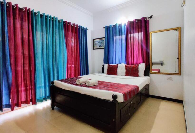 带泳池景观及2个卧室的公寓, Ivy Retreat  Serviced Apartments