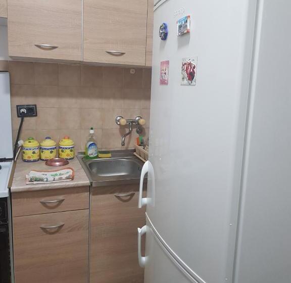 آپارتمان 1 خوابه, Sobe I Apartmani Marović