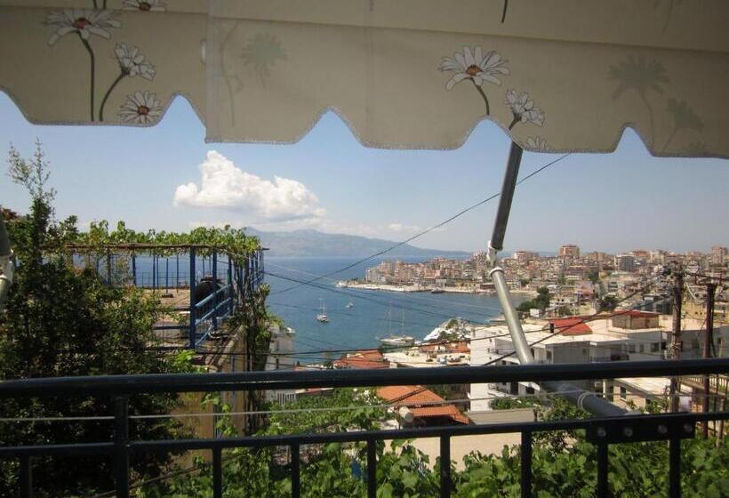 اتاق استاندارد با تخت بزرگ, Guest House And Tavern Leo