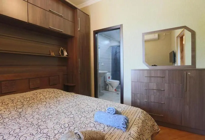 اتاق لوکس, Guest House Eka & Gio