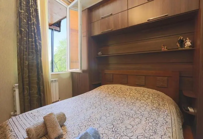 اتاق لوکس, Guest House Eka & Gio