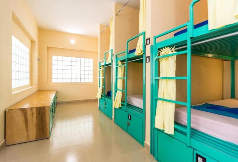 Familie Studio, Monkey Republic Kampot