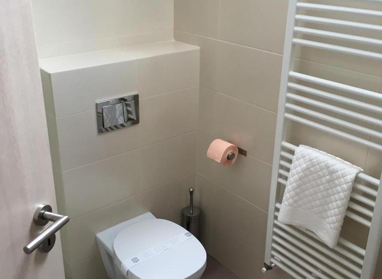 غرفة قياسية مزوَّدة بشُرفة, Amso Residence