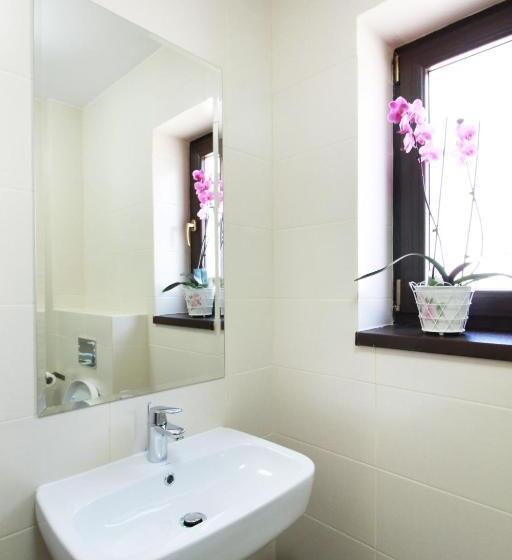 غرفة قياسية مزوَّدة بشُرفة, Amso Residence