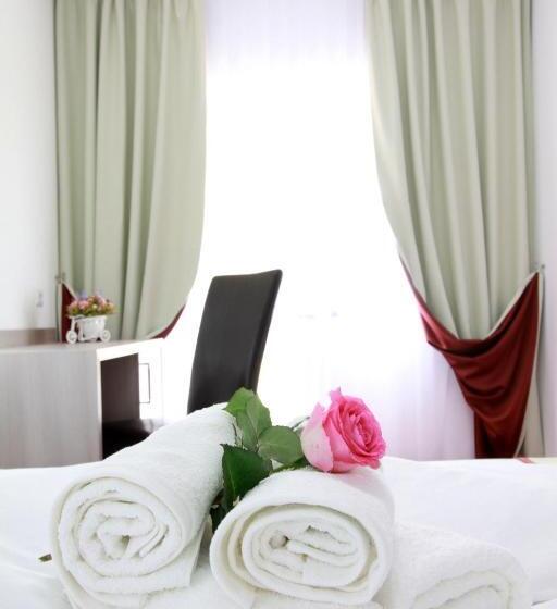 غرفة قياسية مزوَّدة بشُرفة, Amso Residence