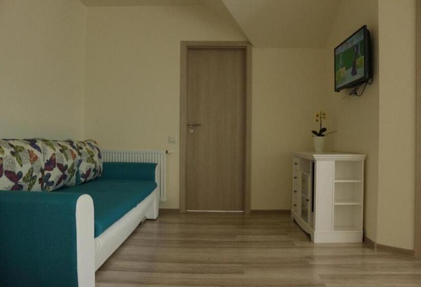 جناح عائلي, Amso Residence