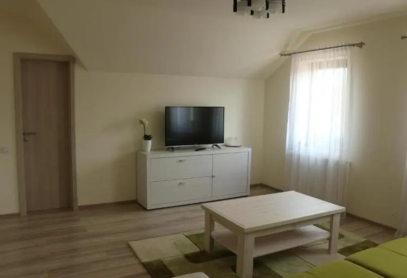 سوییت خانوادگی, Amso Residence
