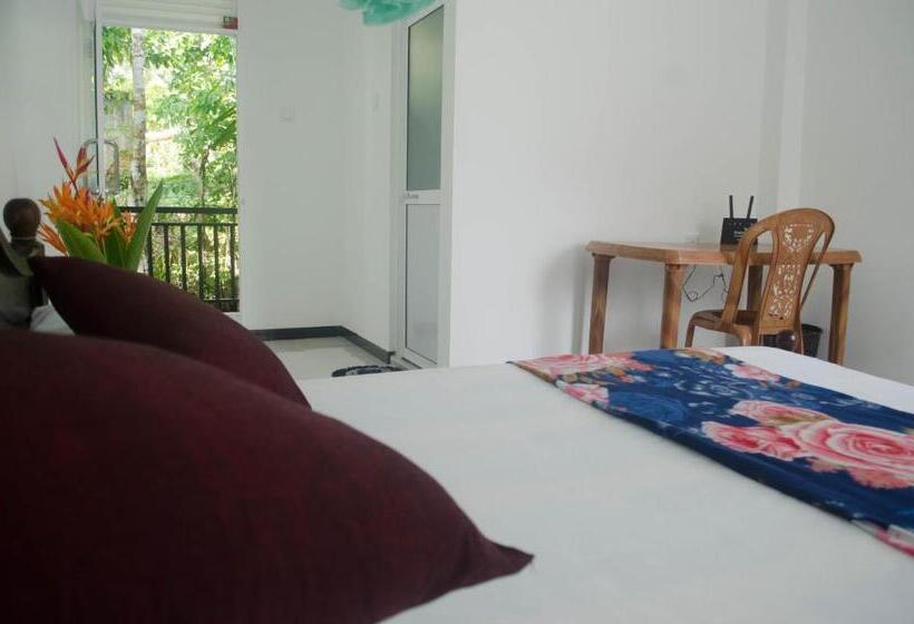 Quarto Estandar, Sera Villa