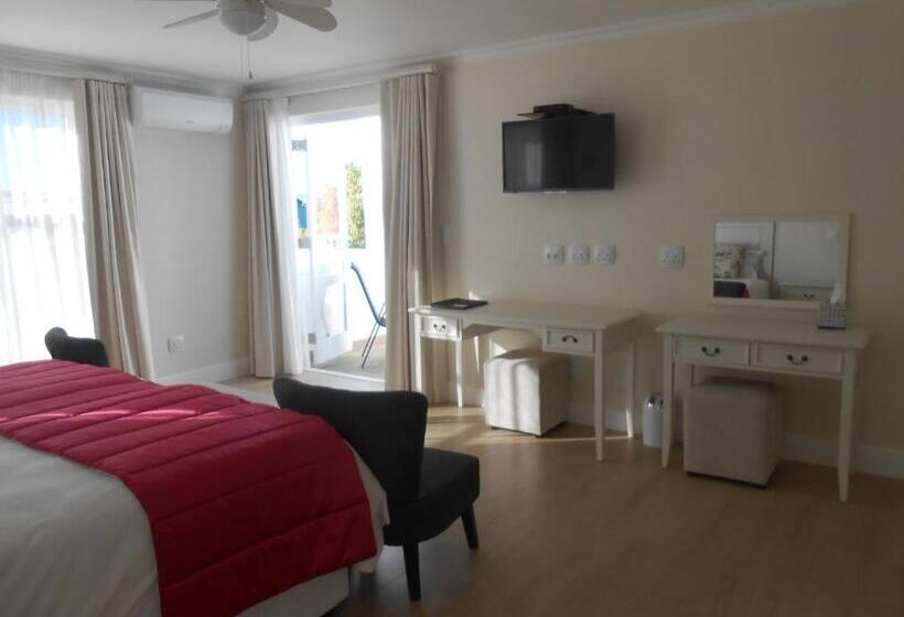 Номер Superior Вид на Море, Westhill Luxury Guest House