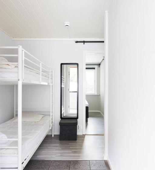 Family flat with balcony, Trolltunga Apart