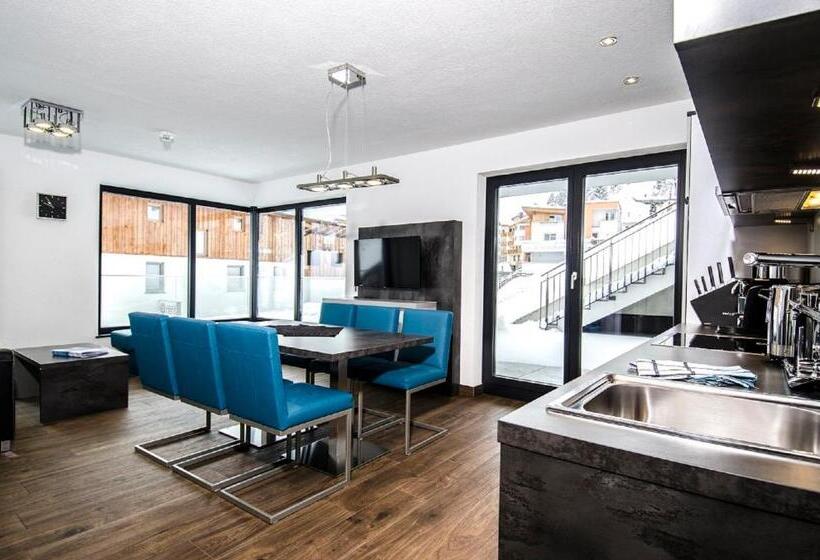 דירת חדר עם טרסה, Aparthotel Adrenalin