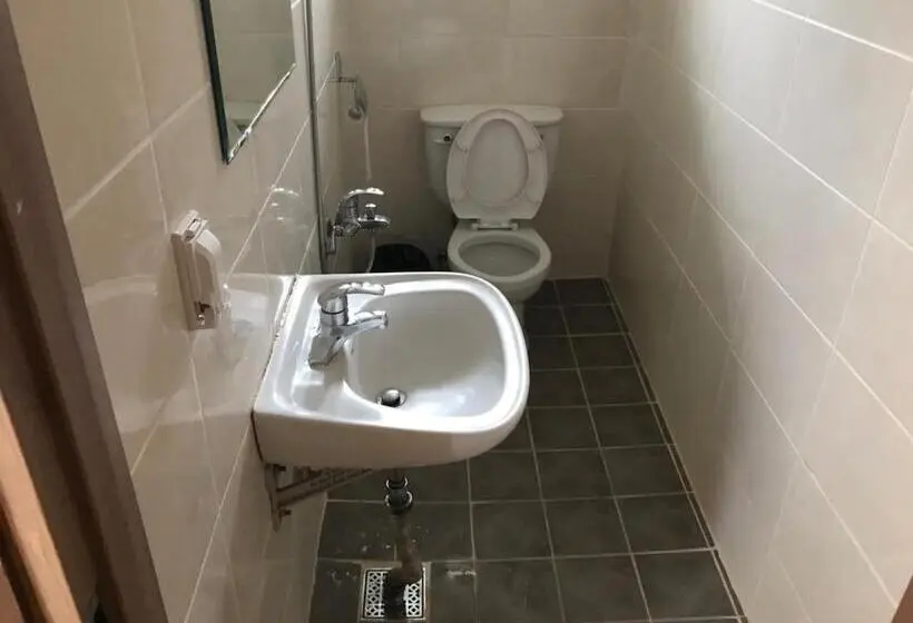 اتاق خانوادگی, Guesthouse Nabiya