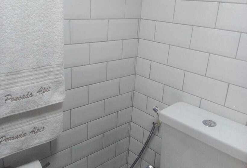 Quarto Deluxe, Pousada Alpes