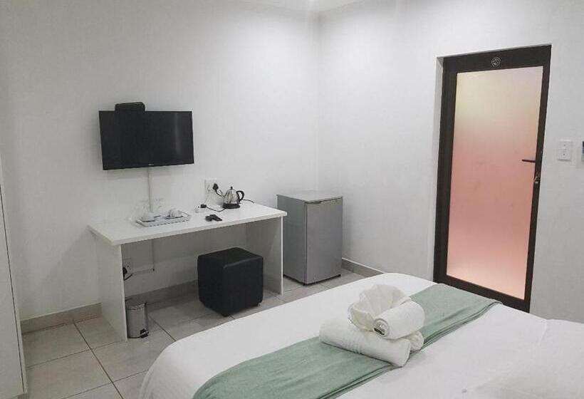 Номер Стандарт, The Grand Orchid Guesthouse