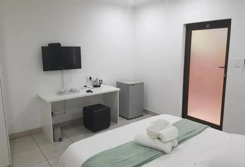 اتاق استاندارد, The Grand Orchid Guesthouse
