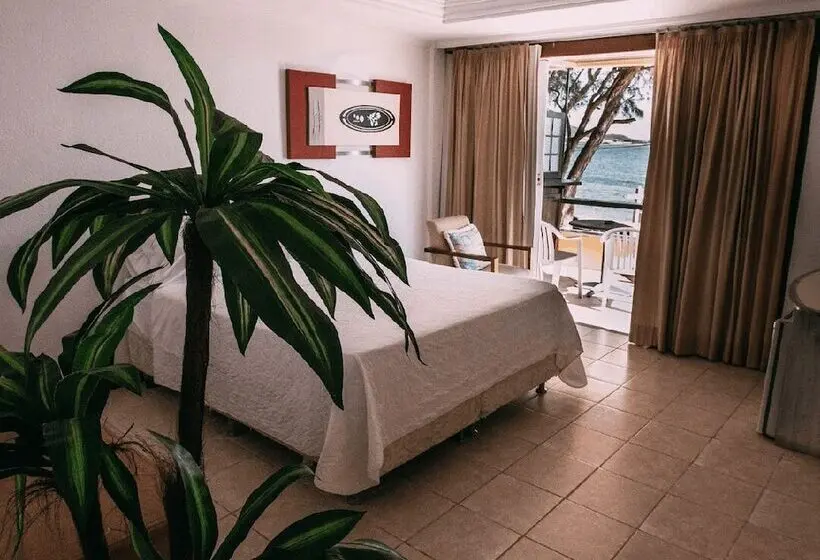 سوییت خانوادگی, Pousada Pontal Da Praia