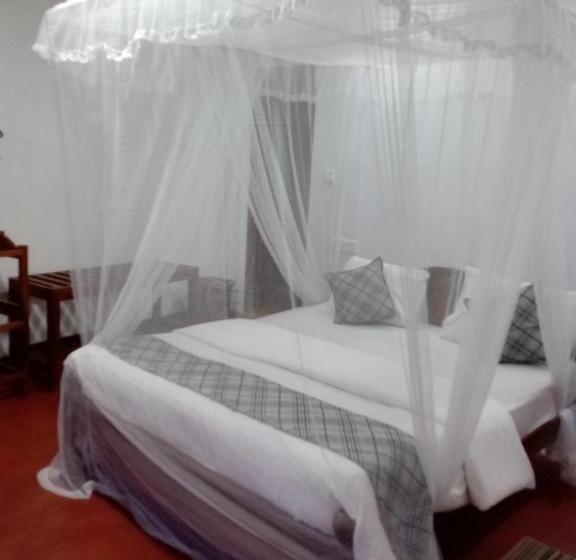 اتاق اکونومی, Samiru Guest Inn Ella