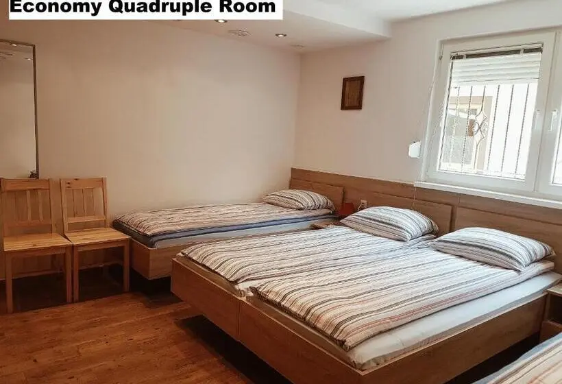 Economy Quadruple Room, Guest House Edem Ii
