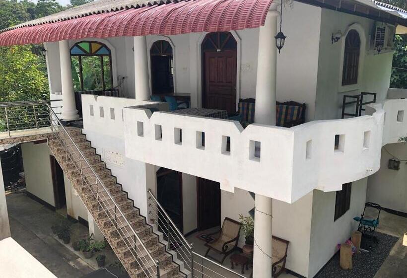 尊贵房, Tiny Royal Palace