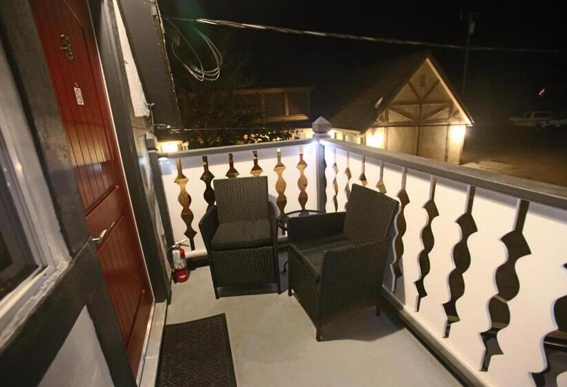 キングサイズベッドのスタンダードルーム, New Haven Inn