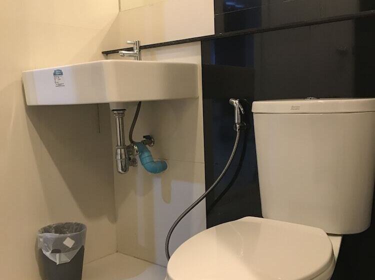 수피리어 스튜디오, Ploen Ploen Residence