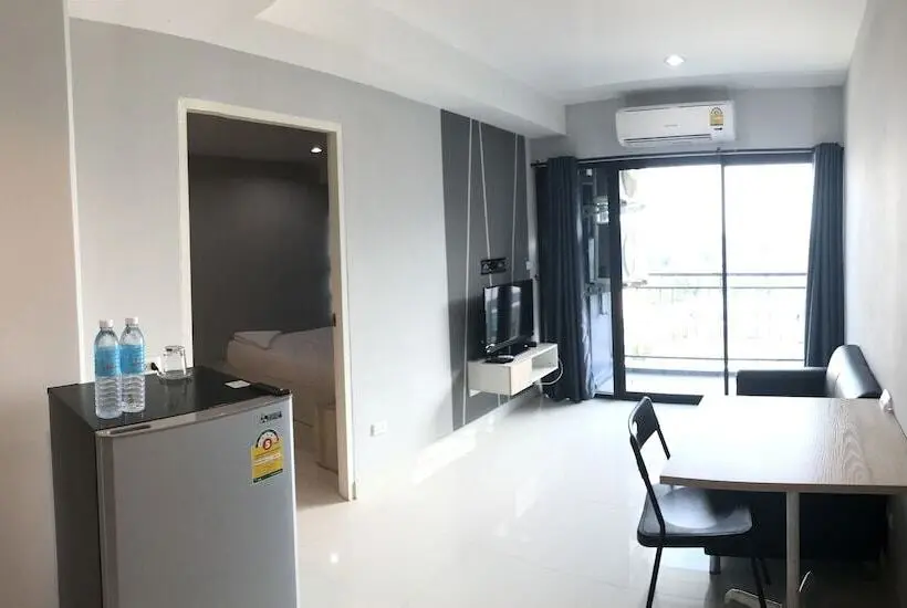 Suite, Ploen Ploen Residence