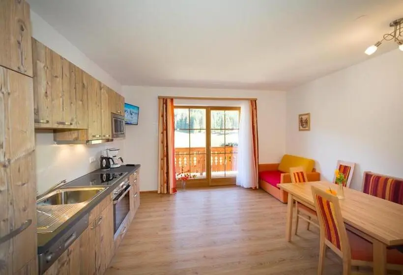 2 Yatak Odalı Daire, Rojerhof