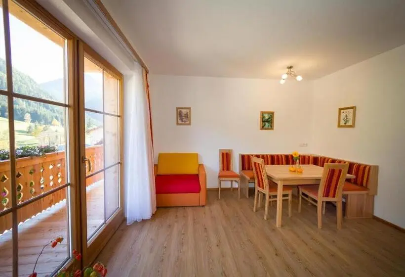 2 Yatak Odalı Daire, Rojerhof
