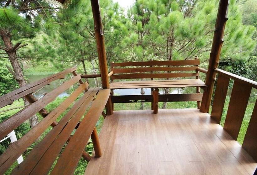Standard bungalow river view, Chatfah Resort