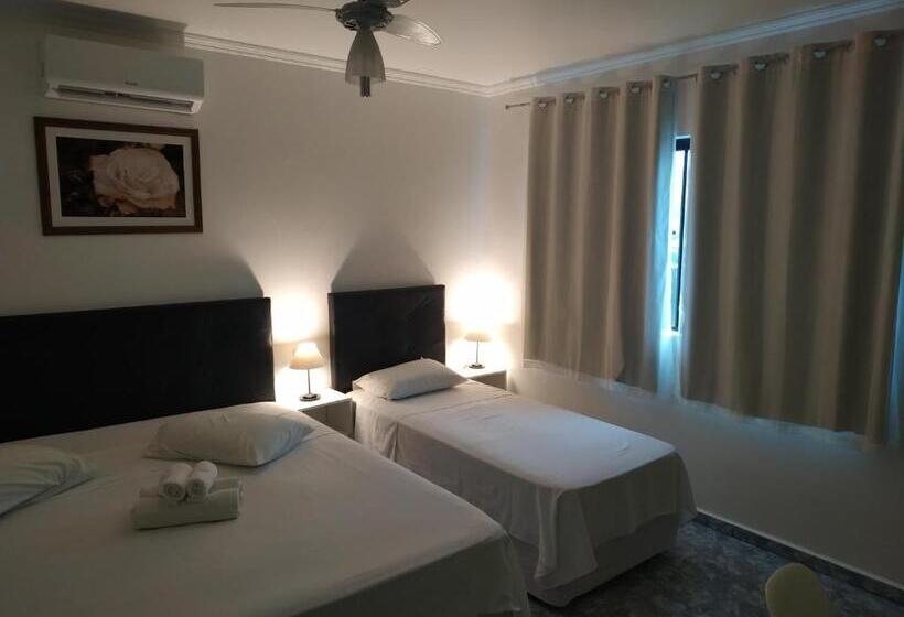 스위트, Pousada Elegance Beira Mar