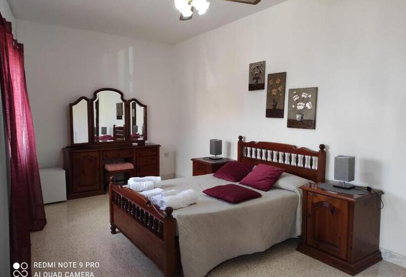 اتاق استاندارد سه نفره, D Ambrogio Guest House