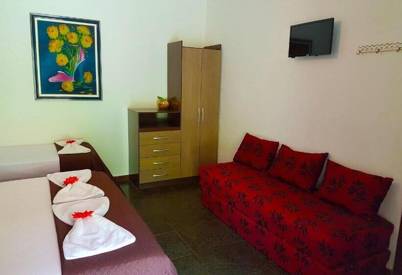 标准三人间, Pousada Kafundó Inhotim