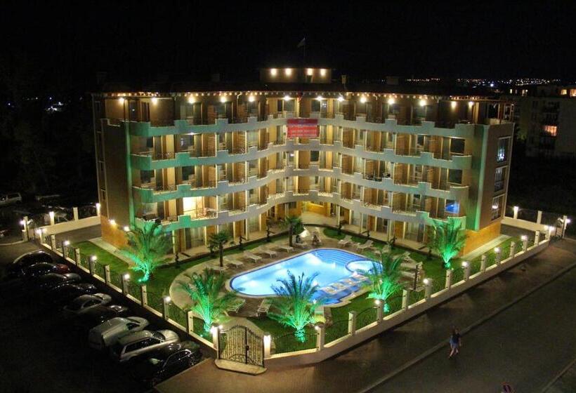 סטודיו סטנדרט עם מרפסת, Boutique Apart Hotel Versis