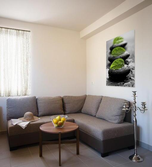 Вилла 2 Спальни, Pandora Zsóry Apartmanok Mezőkövesd